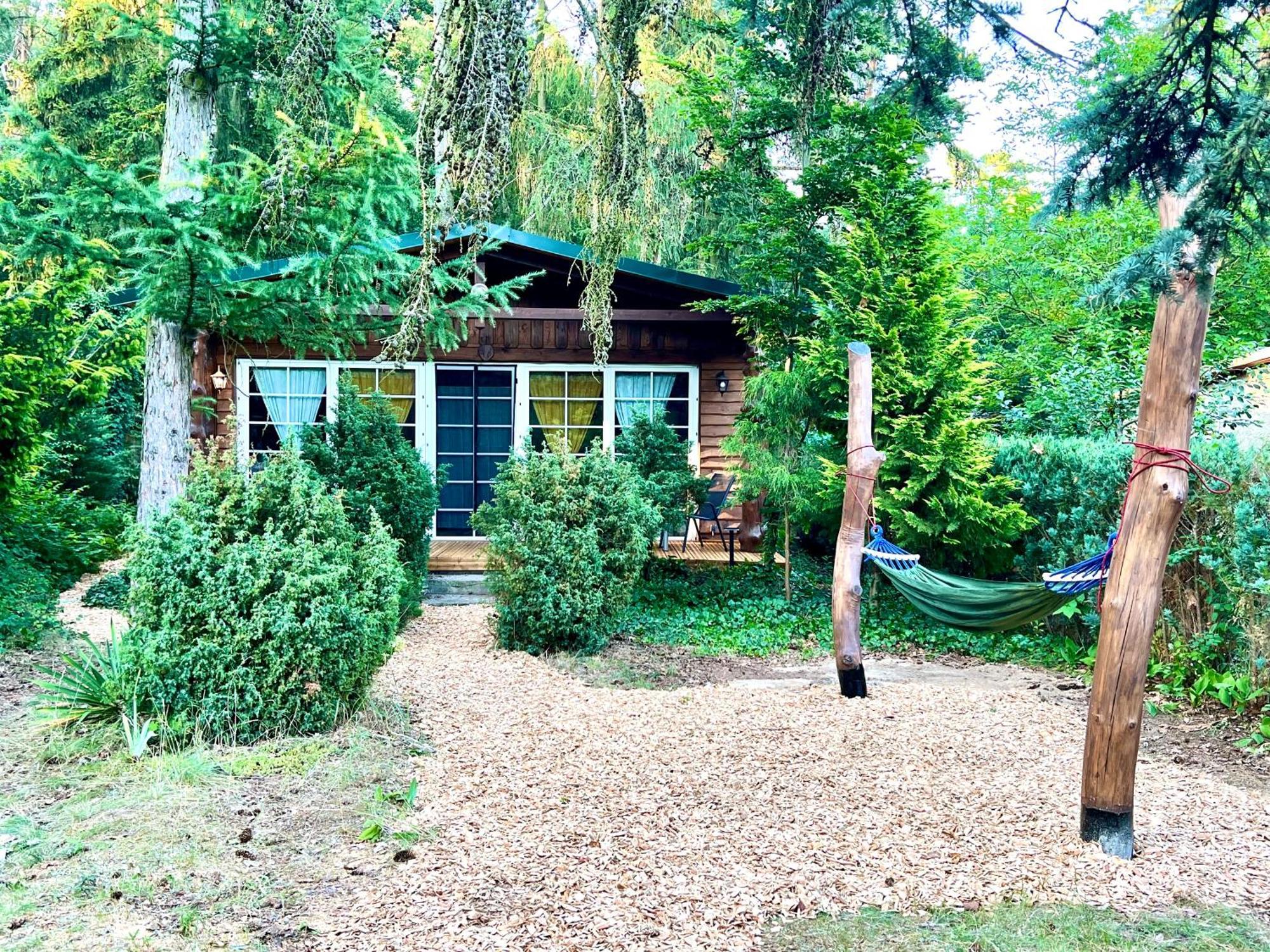 Holzhaus Baerenhoehle Am Wald Und See نيوروبين المظهر الخارجي الصورة